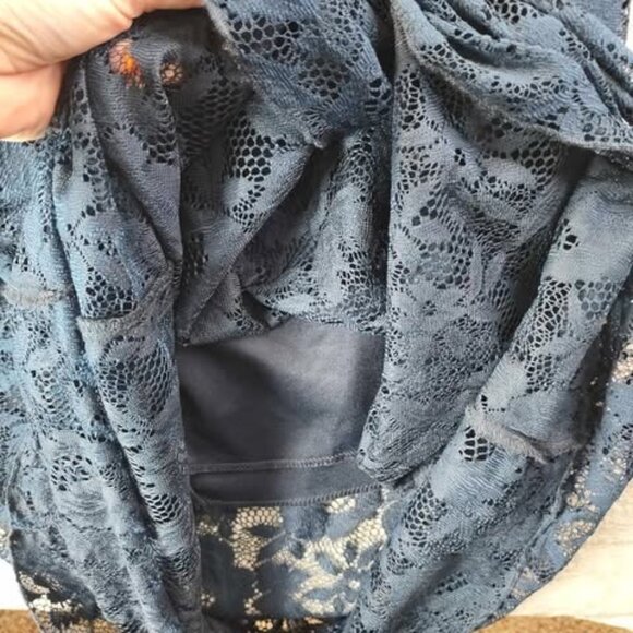 Deb Womens 1X Navy Lace Flowy Maxi Dress Off Shoulder‎ Strap Boho Resort Summer - Picture 5 of 8